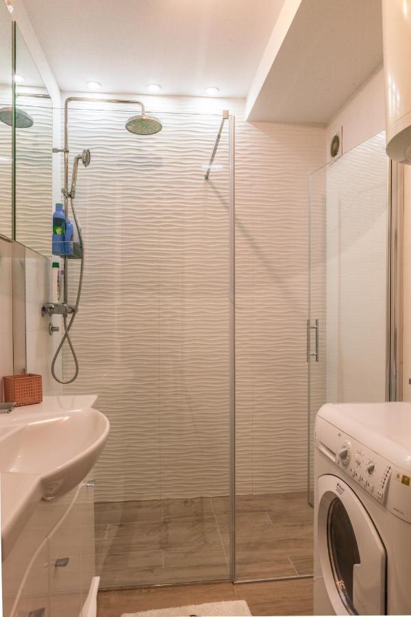 Apartman Jana Bijeljina Exteriör bild